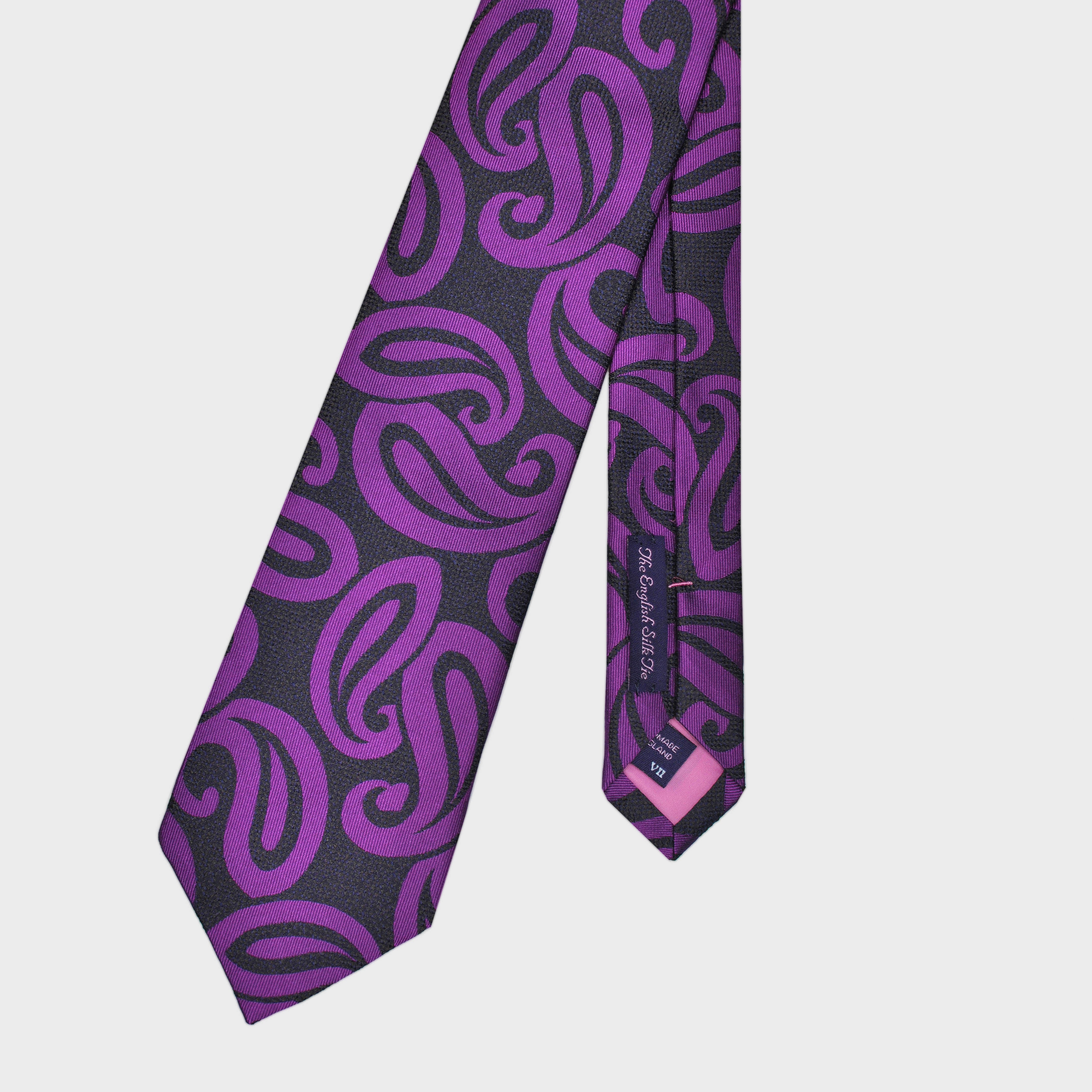 Big Teardrops Woven Silk Tie in Pink & Navy