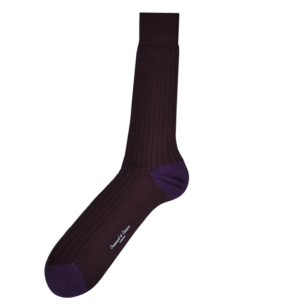 Ribbed Fine Cotton Socks in Dark Claret