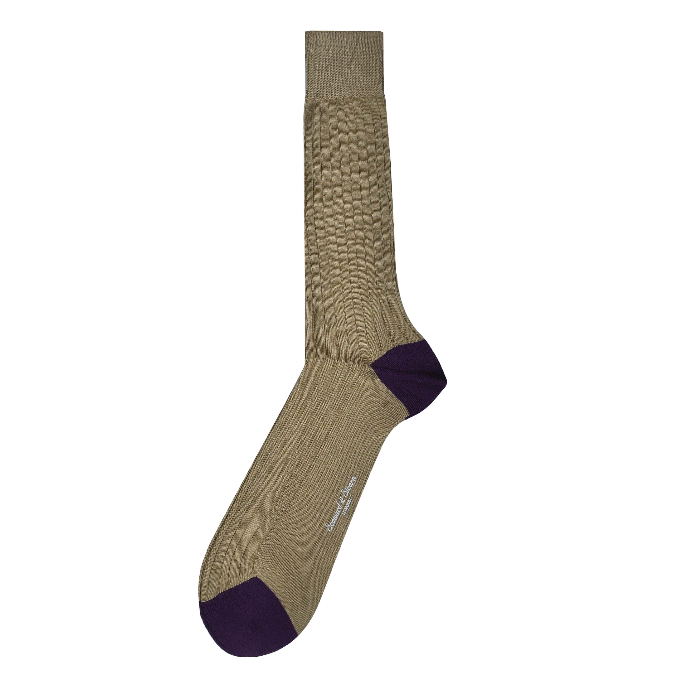 Ribbed Fine Cotton Socks in Green Oilve