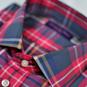 Plaid Spread Collar Sports Shirt in Red & Blue