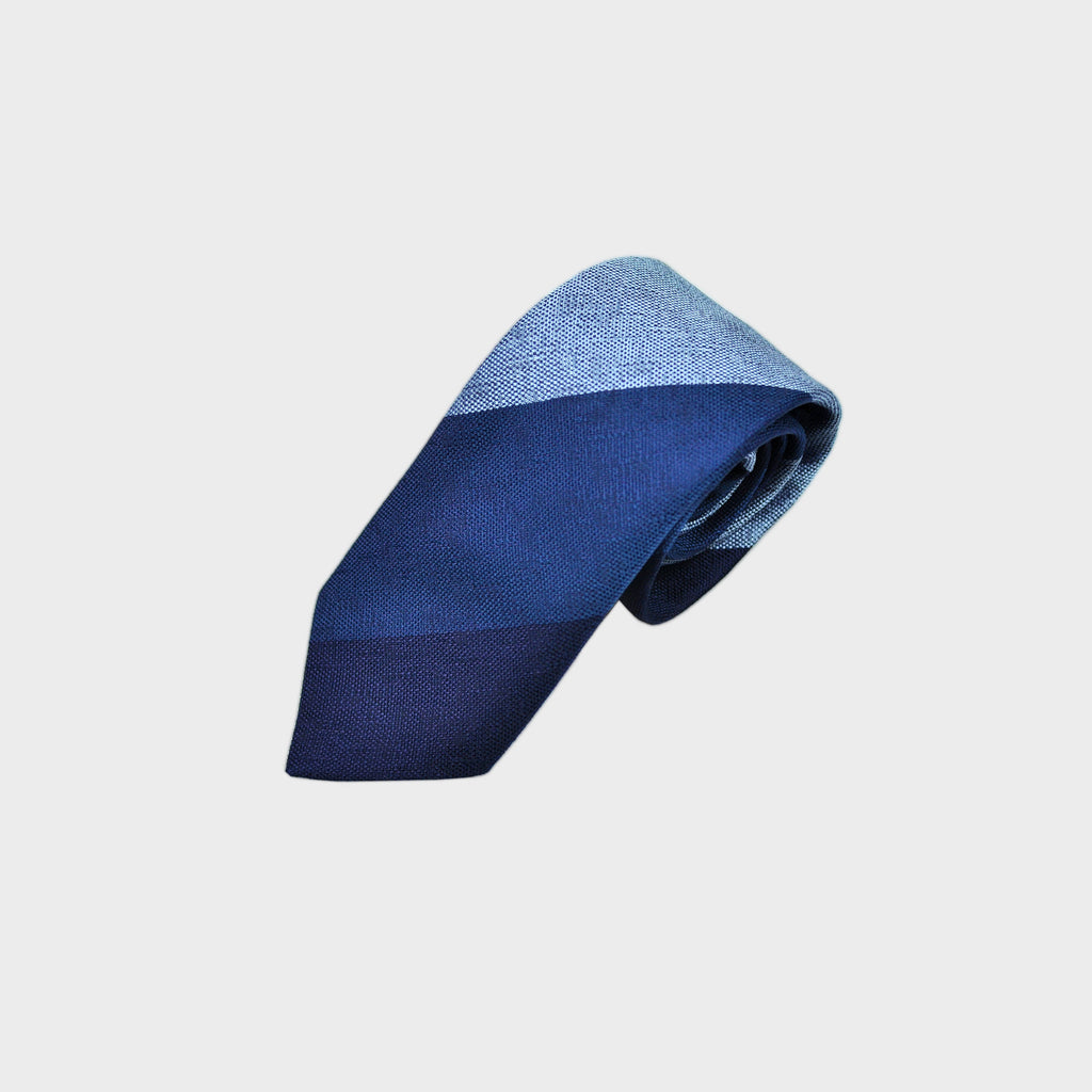 Big Bold Stripes Tussah Silk Tie in Blues