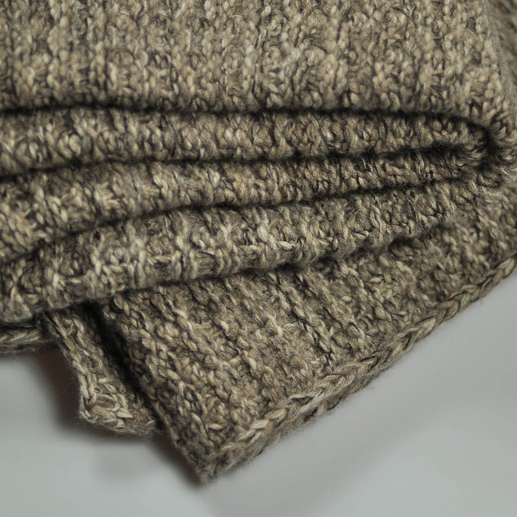 Cashmere Throw in Speckled Olive Brown