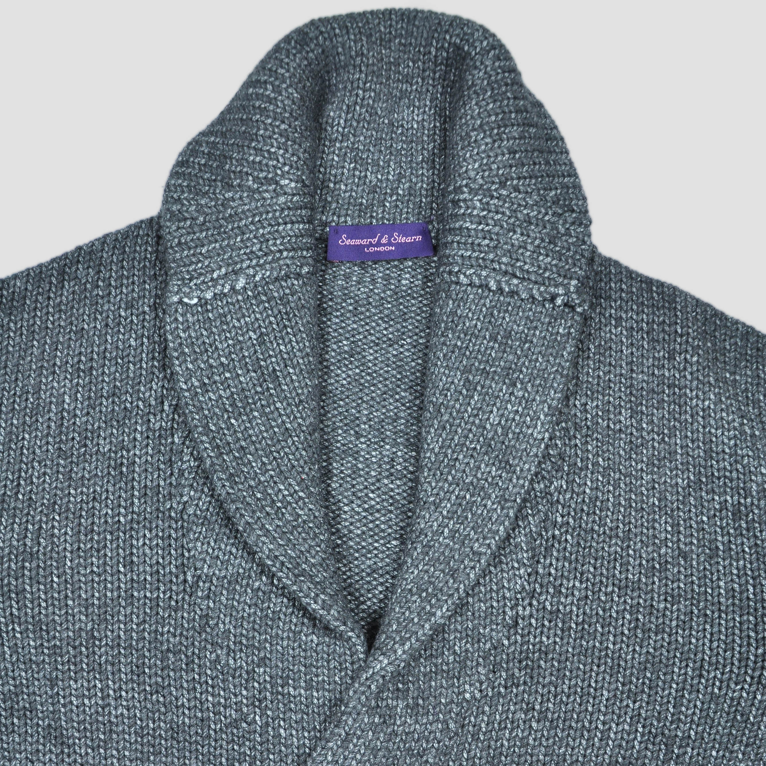 Chunky Shell Collar Wool Cardigan in Charcoal Grey